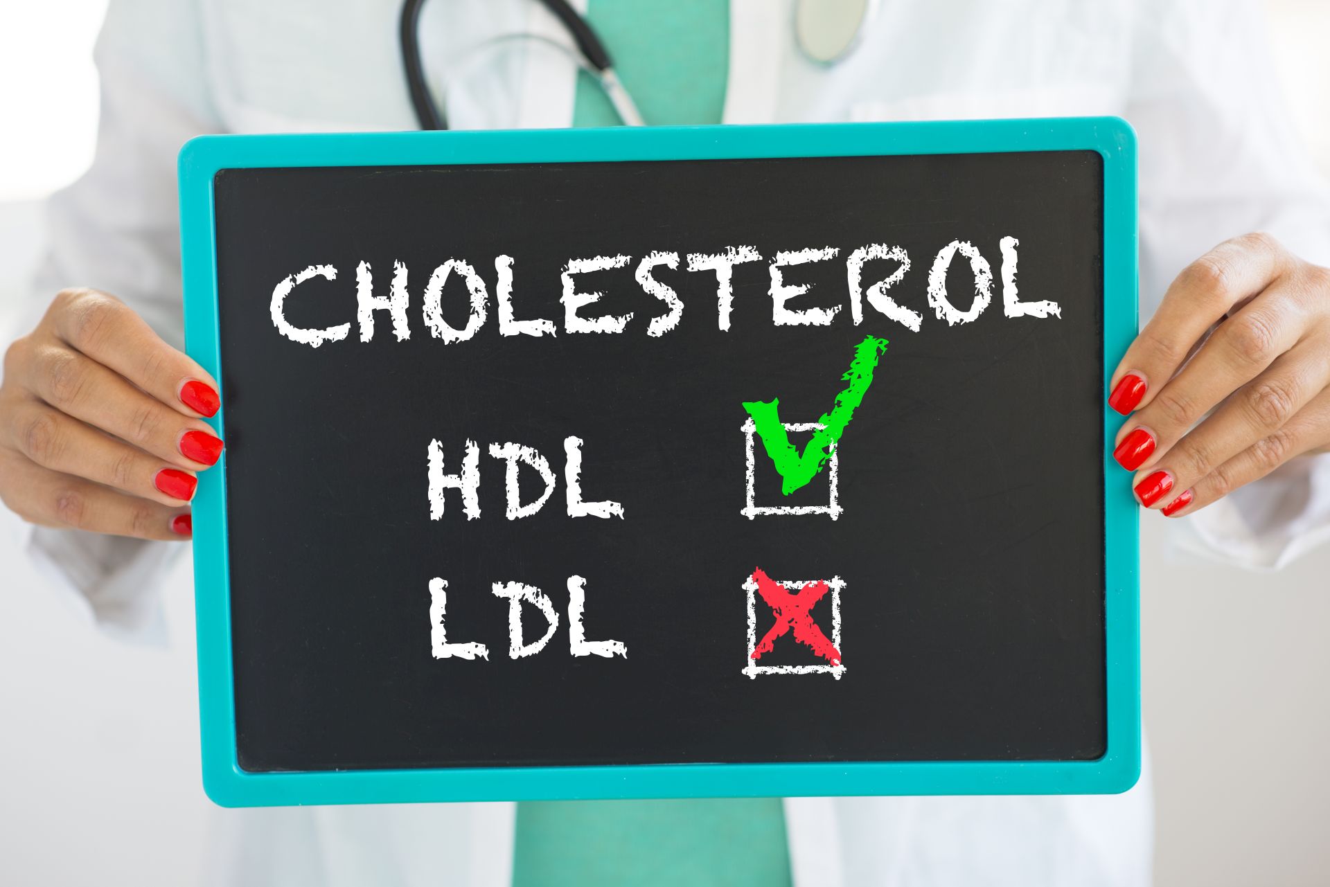 Obniżanie złego cholesterolu - dieta antycholesterolowa oparta na sterolach roślinnych, kt&oacute;re spowalniają wchłanianie cholesterolu z pożywienia i skutecznie obniżają cholesterol nawet o 7-10% przy spożyciu 1,5-2,4 g dziennie.