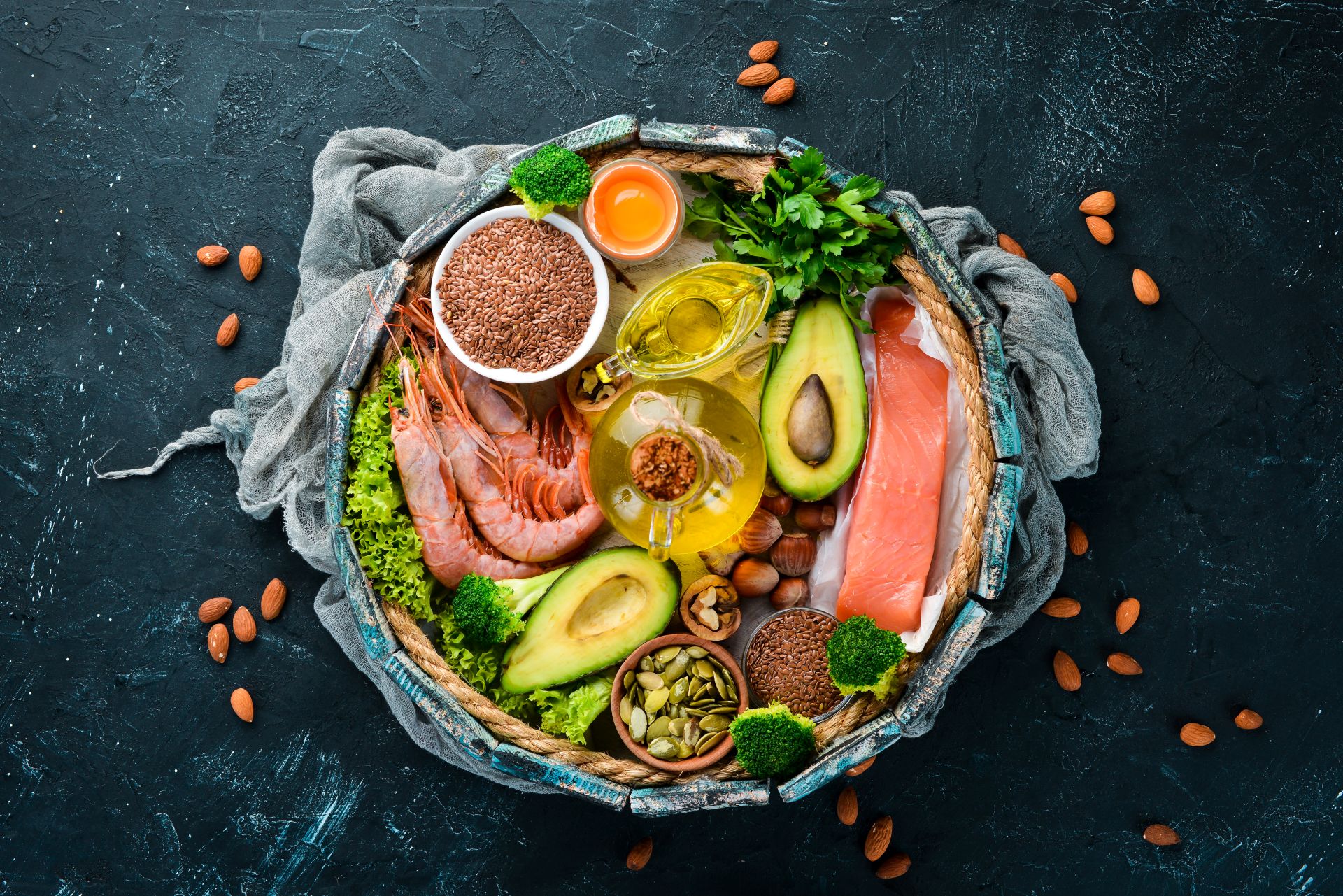 Kwasy Omega-6 - poznaj źródła zdrowych kwasów tłuszczowych, działanie i właściwości kwasów Omega-6 oraz dlaczego warto równoważyć je z kwasami Omega-3.